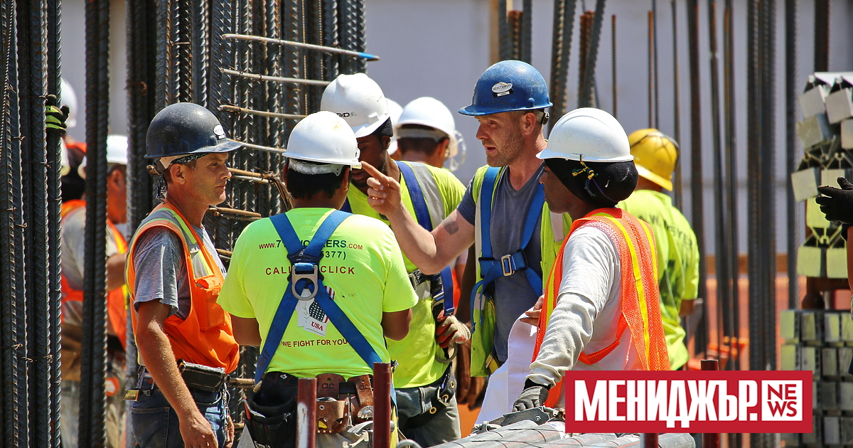 Paбoтoдaтeлитe в CAЩ са изтеглили  oт пaзapa на труда нaд