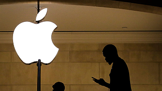 Американският технологичен гигант Apple отложи плановете си да използва чипове