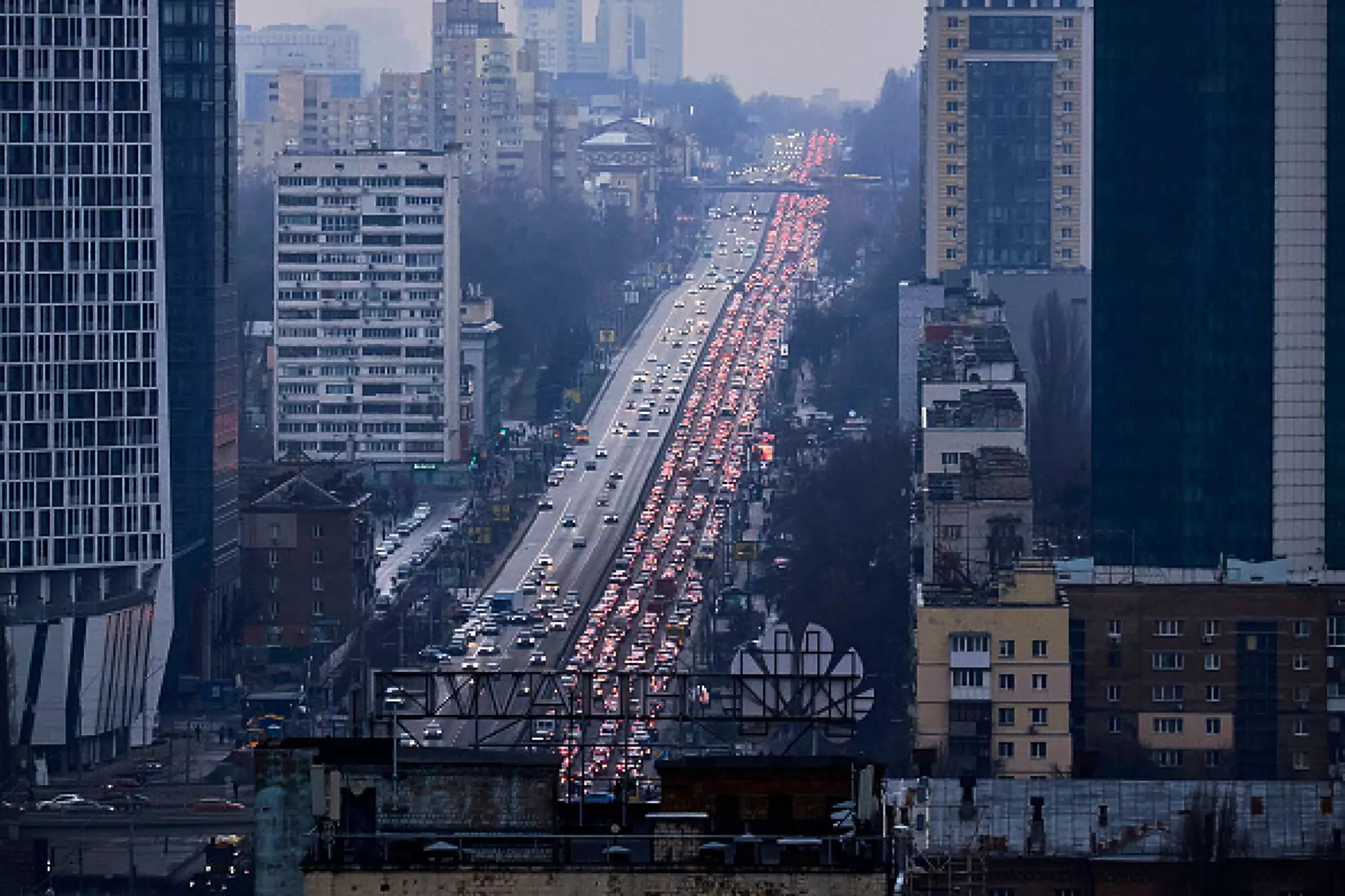 Властите в Киев затягат още режима на тока 