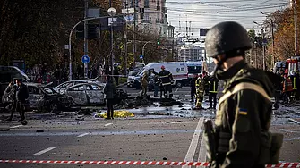 Наредиха спешна евакуация на посолствата на страните от ЕС в Киев 