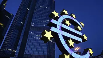 ЕЦБ очаква банките в еврозоната да затегнат допълнително кредитните стандарти