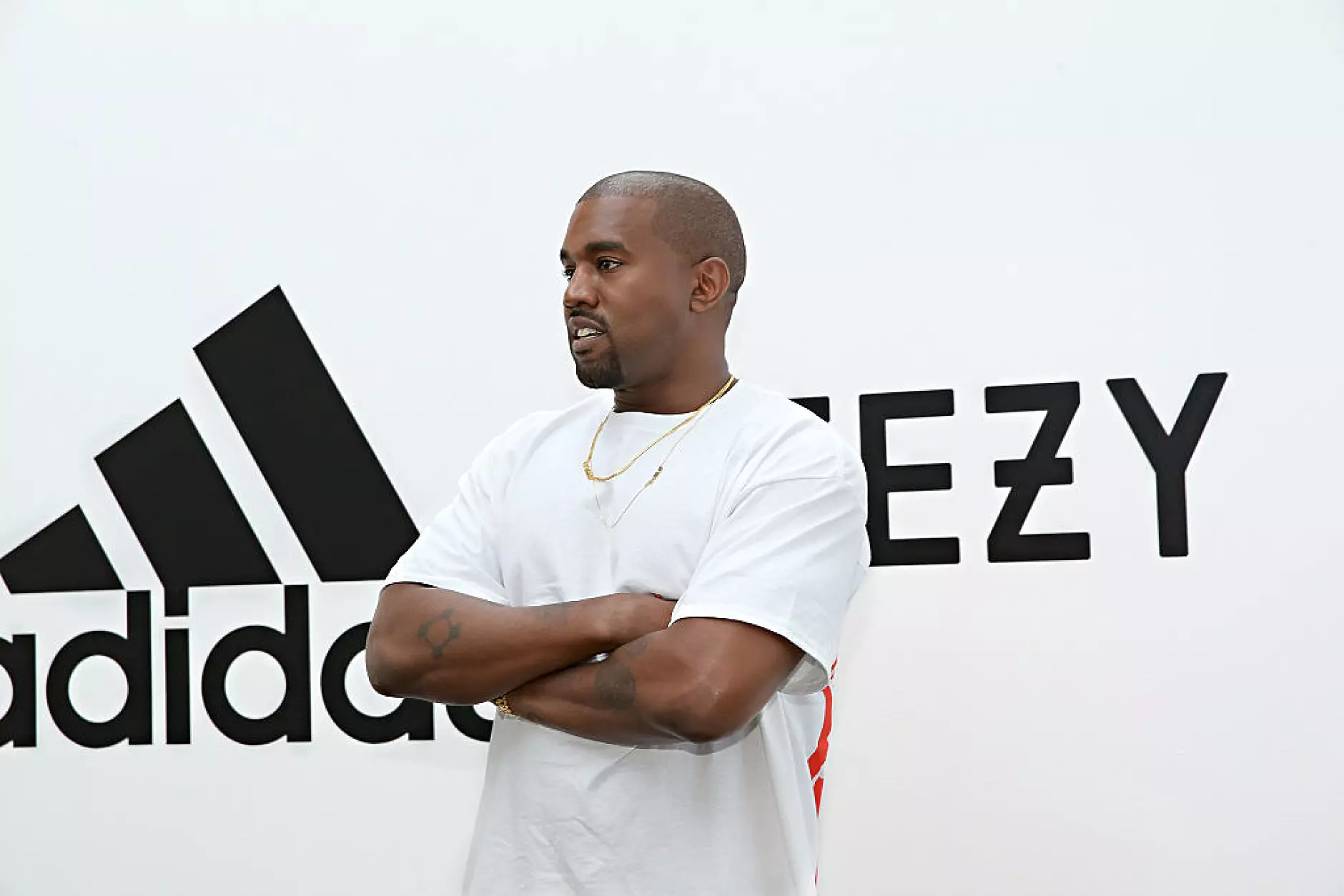 Adidas скъса договора с рапъра Кание Уест