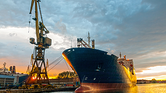 Полското пристанище Гданск на Балтийско море ще строи трети дълбоководен