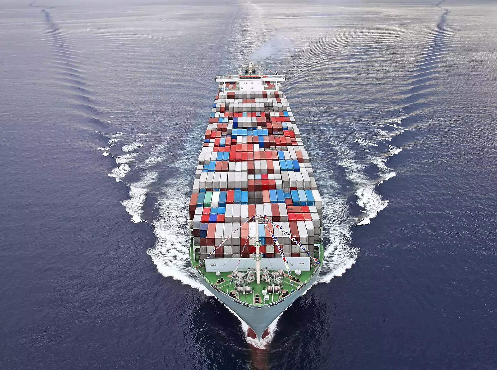 Цените на контейнерните превози спадат, обръщайки тренда от пандемията