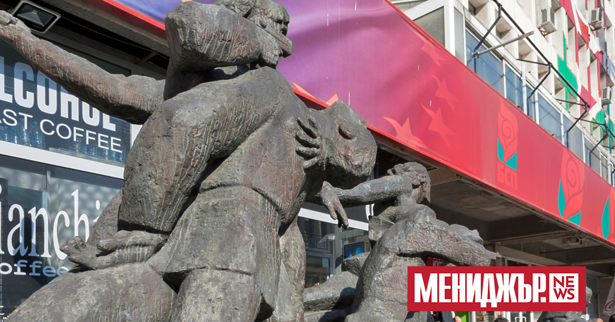 Кирил Добрев, Калоян Паргов и още трима партийни членове не