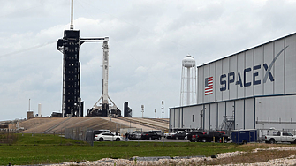 Американската авиокосмическа компания SpaceX на Илон Мъск води преговори за