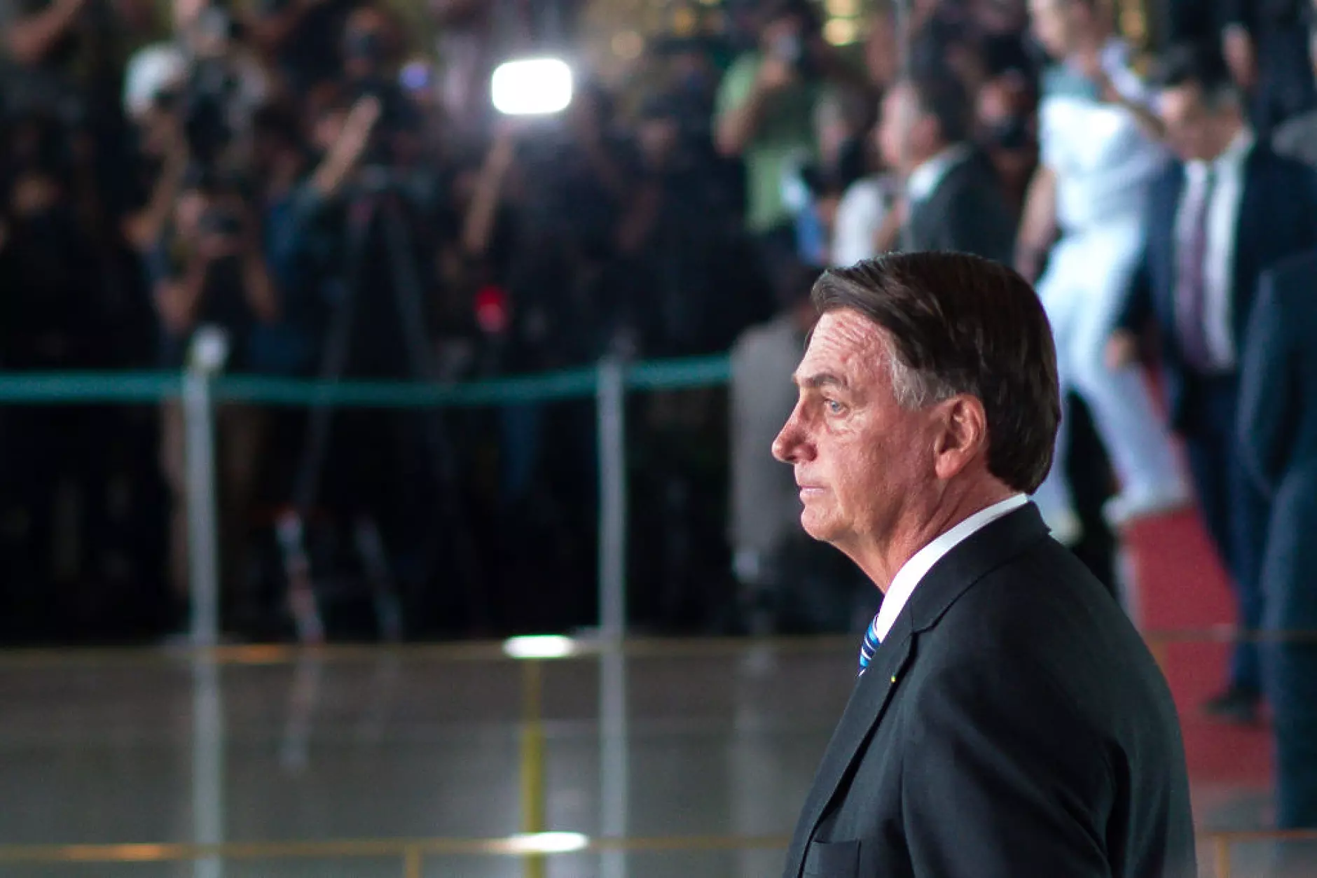 Болсонаро не призна поражението си на президентските избори, но ще предаде властта на Лула