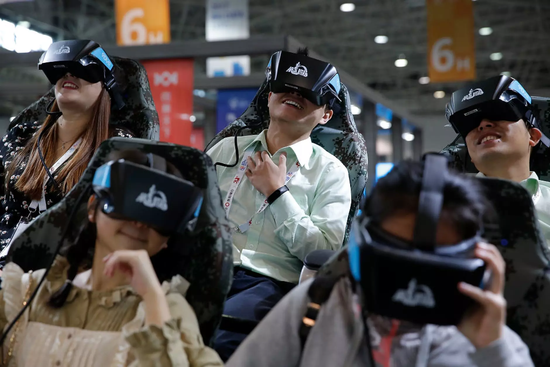 Китай планира да достави 25 млн. устройства за виртуална реалност до 2026 г.