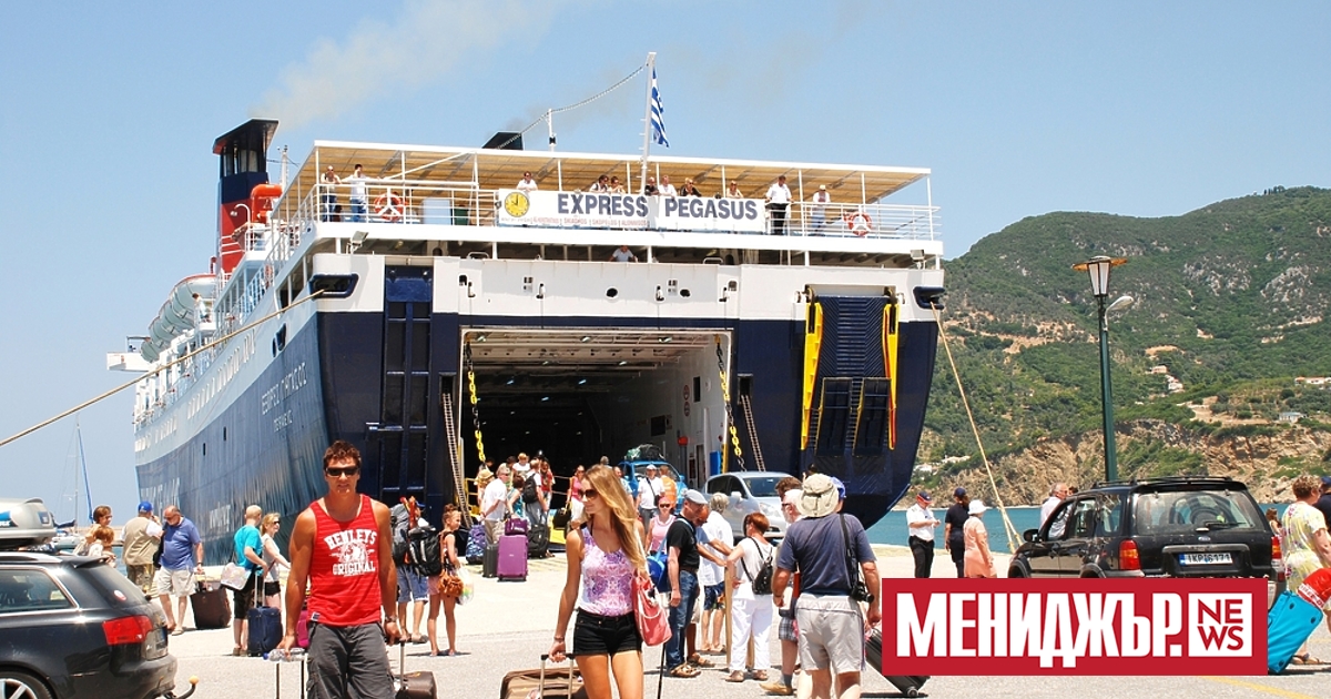 Приходите от туризъм в Гърция достигнаха 12,7 млрд. евро за