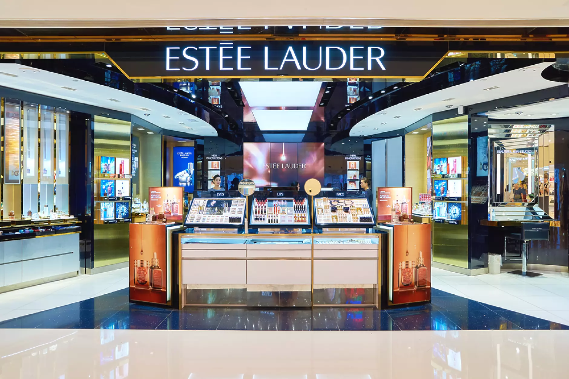 Козметичната компания Estee Lauder купува модния лейбъл Tom Ford за 2,8 млрд. долара