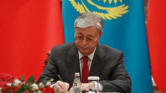 Президентът на Казахстан Касъм Жомарт Токаев си осигури втори мандат на