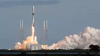 SpaceX получи разрешение да изстреля 7500 сателита за интернет услугата Starlink