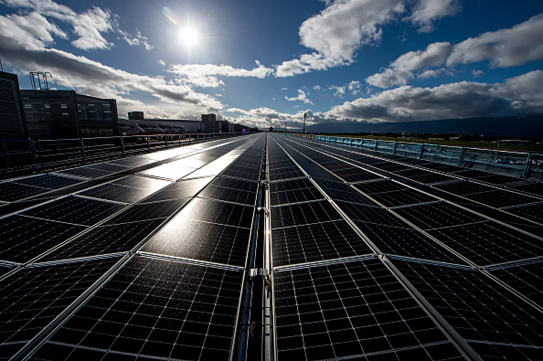 Италианци строят първи завод за соларни панели у нас за 6,5 млн. евро