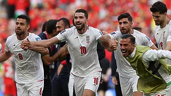 Иран спечели за 3 мин. първа победа в Катар, феновете освиркаха химна си
