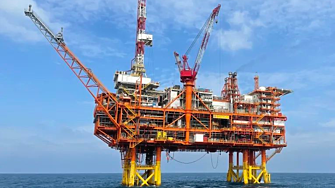 Китайската национална офшорна петролна корпорация CNOOC обяви че платформата Ънпин 15 1