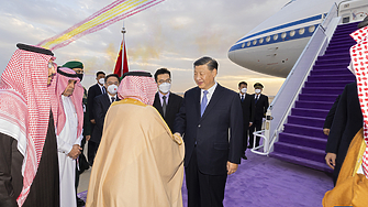 Китайският лидер Си Дзинпин пристигна в Рияд По покана на краля