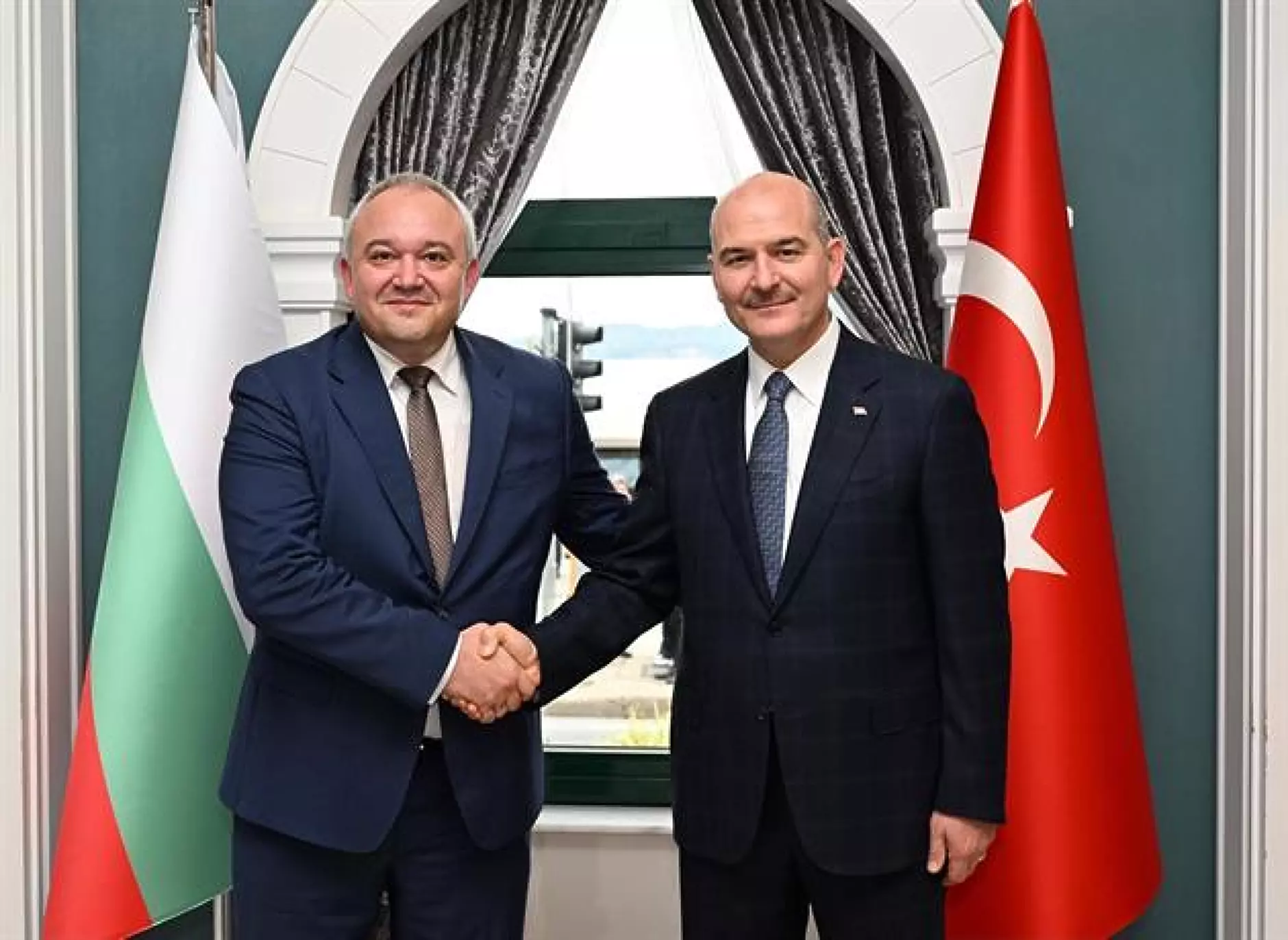 Министрите на вътрешните работи на България и Турция проведоха работна среща в Истанбул