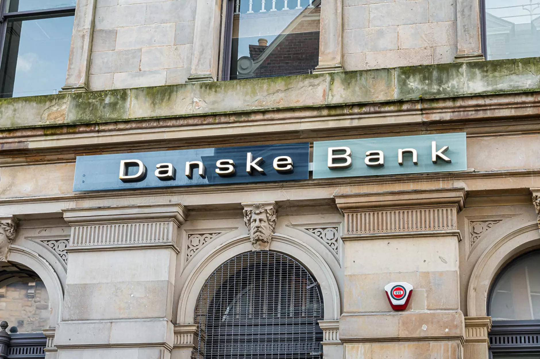 Най-голямата датска банка се призна за виновна за банкова измама, ще плати глоба от 2 млрд. долара
