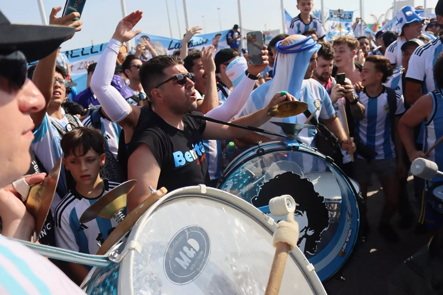 Фен на Аржентина отвлякъл автобус, за да не изпусне мача с Хърватия