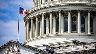 Преговарящите в Конгреса на САЩ разкриха в понеделник законопроект за