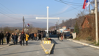 Косовските сърби които блокираха пътища в Северно Косово от 19