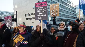 Втора стачка на медицински специалисти поставя британското здравеопазване в криза