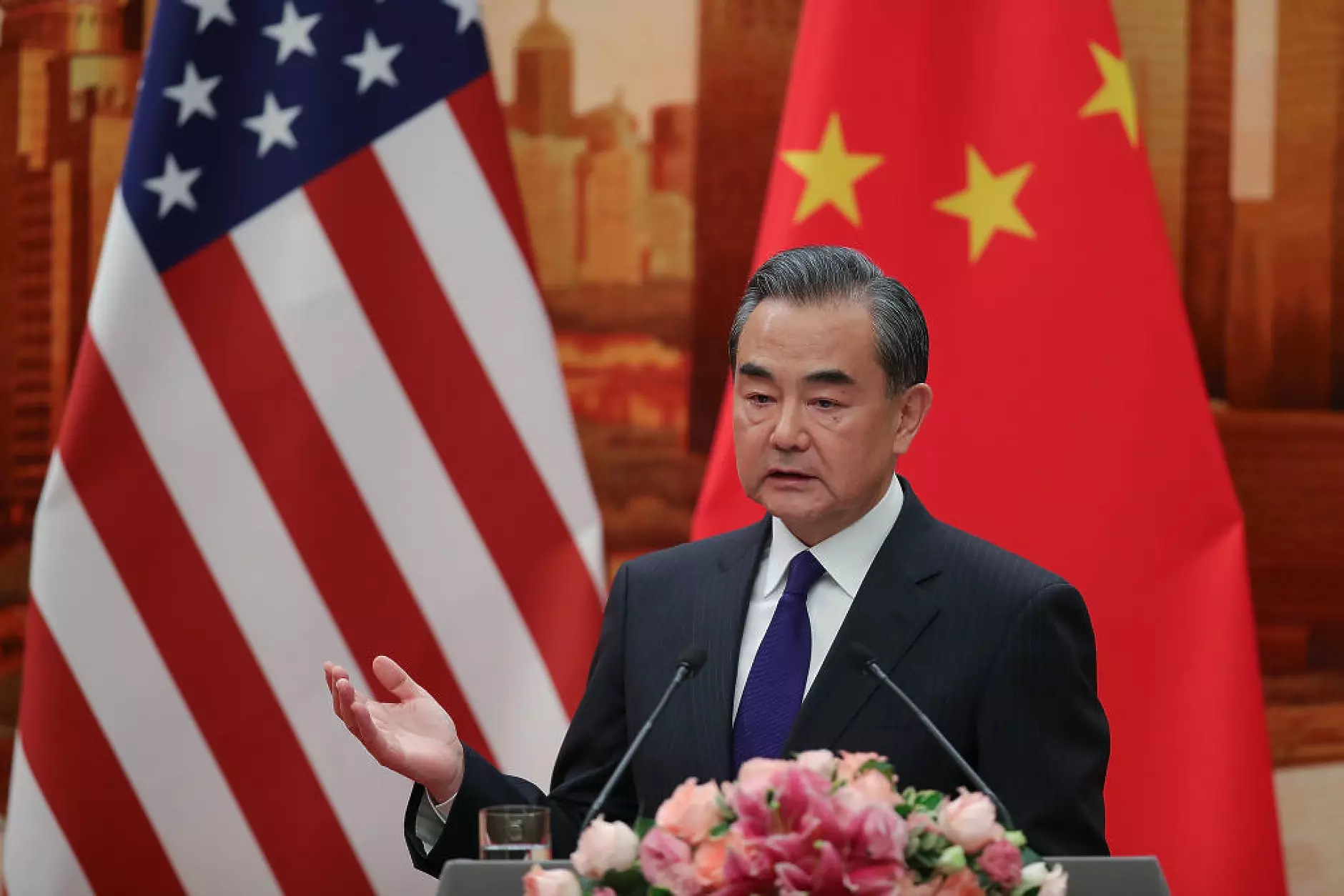 Пекин и Вашингтон да се стремят към диалог, а не към конфронтация, призова китайски топ дипломат
