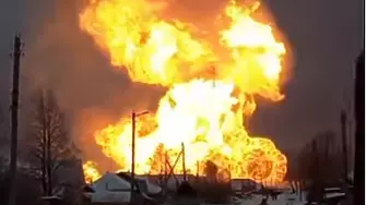 Пожар след взрив на руски газопровод, захранващ  Европа 
