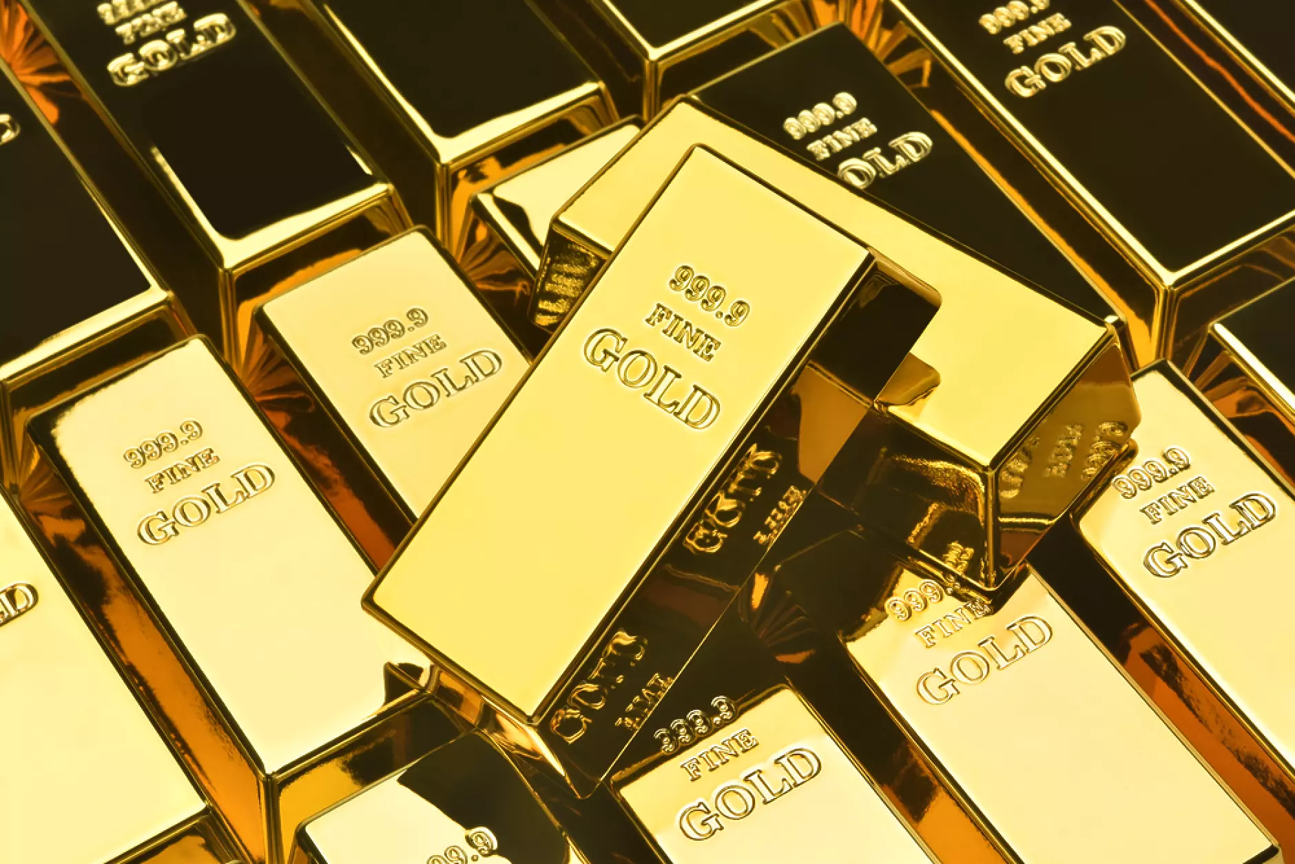 Експерт прогнозира поскъпване на златото до 4000 долара за унция през 2023 г. 