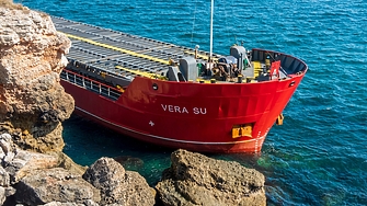Корабът  Вера Су е продаден за 276 000 долара Това съобщиха