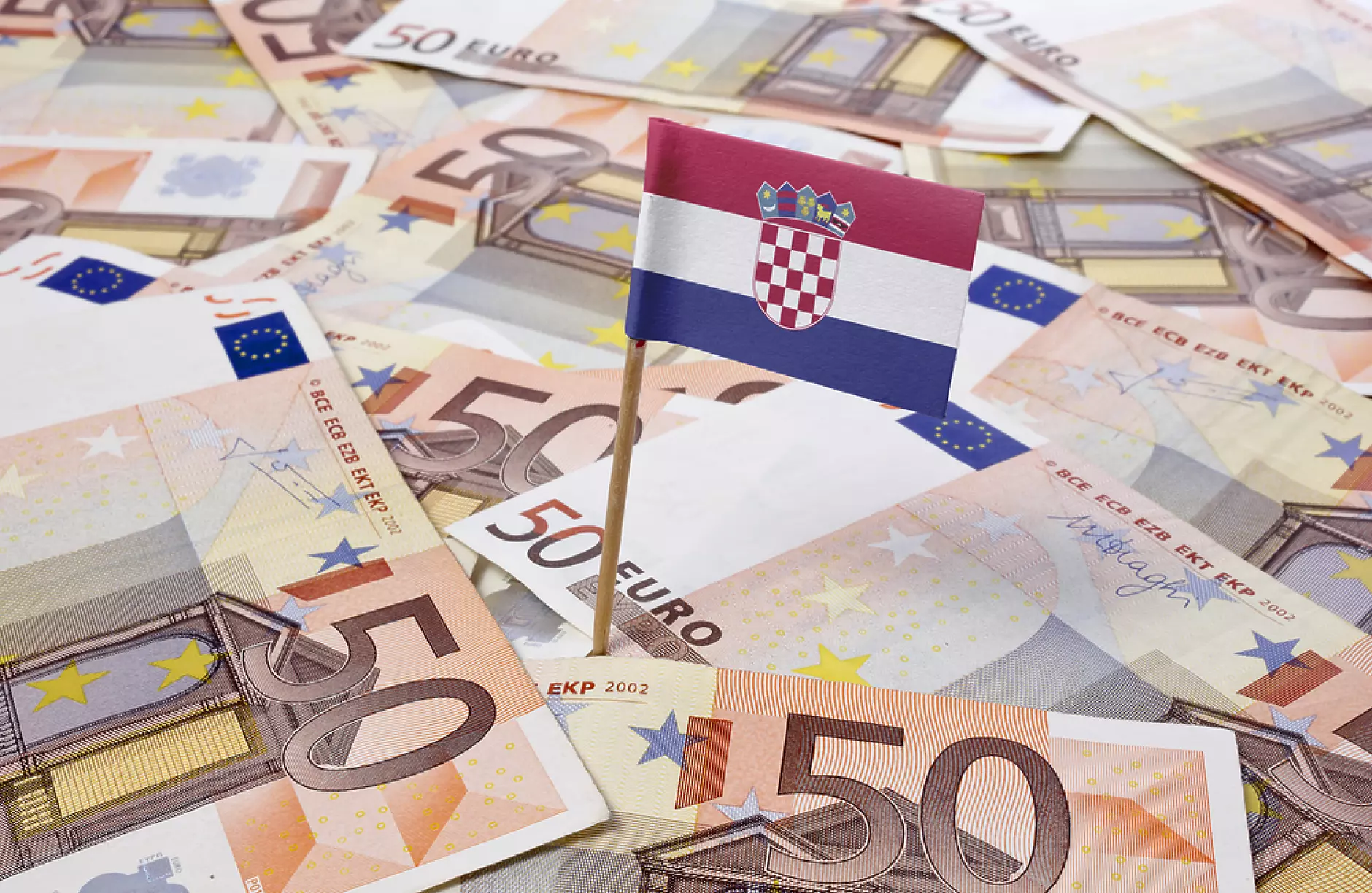 ЕК даде положителна оценка  за  въвеждането на еврото в Хърватия