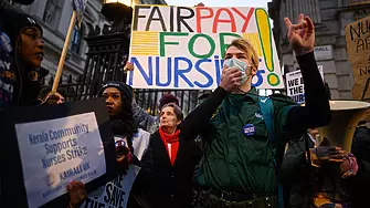 Стачка на медицинските сестри блокира една на всеки четири болници в Англия