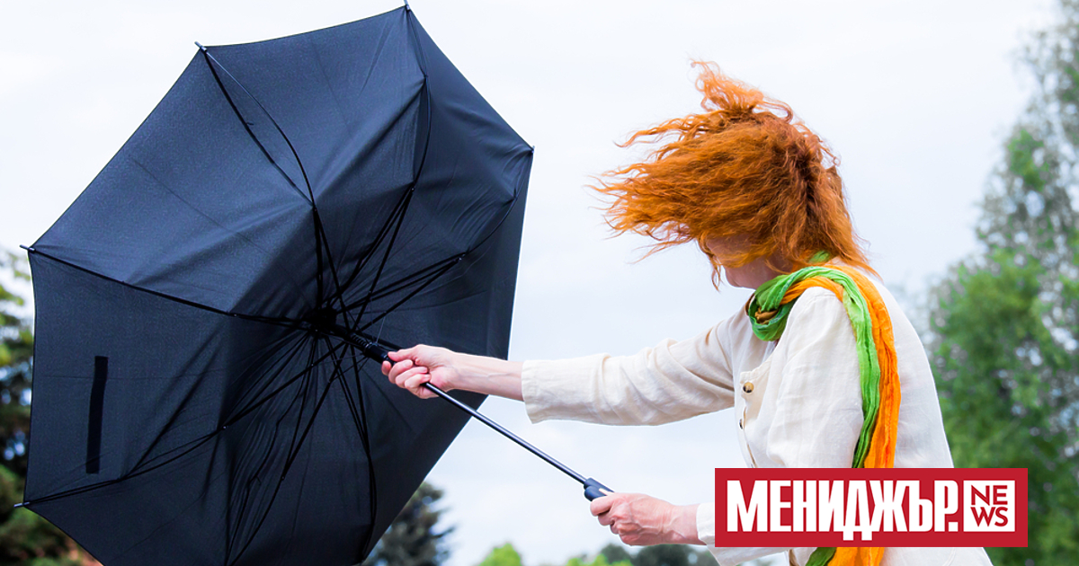 Силен вятър ще духа и днес в цялата страна. Вятърът