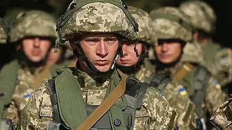Киев отрече твърденията, че руските сили контролират град Соледар