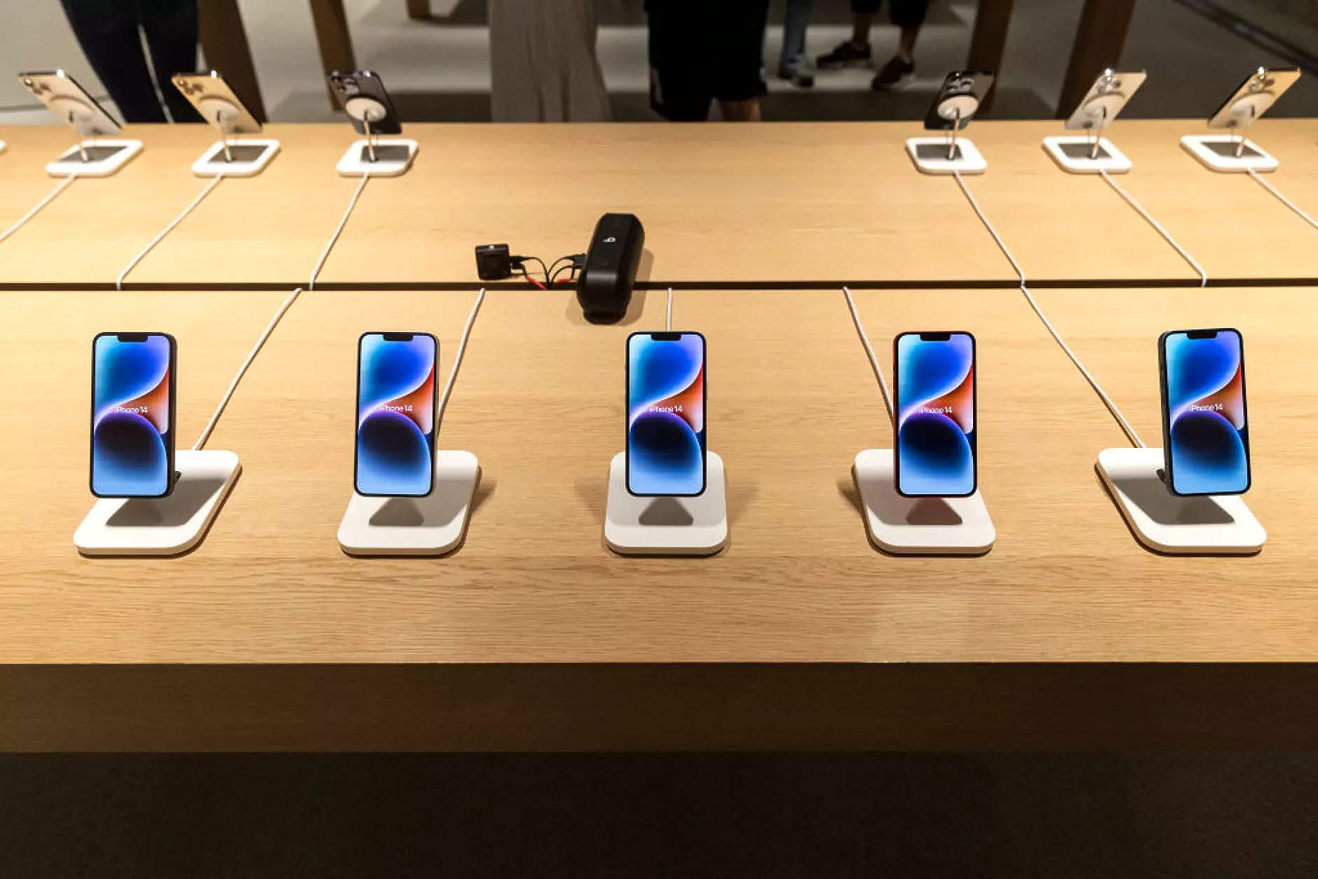 Apple иска да премести 25% от производството на iPhone в Индия