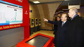 Скоростни влакове без машинист обслужват новата линия на метрото в Истанбул