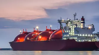 Японските застрахователи вдигат с 80%  таксите за танкери с газ  в руски териториални  води