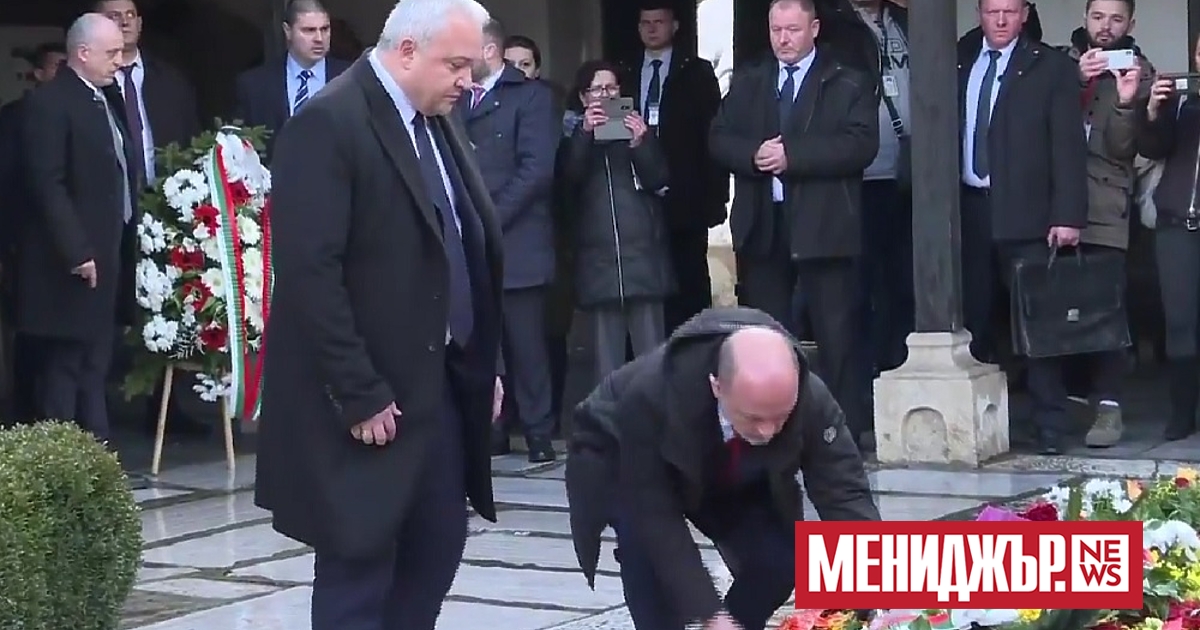 Българската делегация отдаде почит пред паметта Гоце Делчев в Скопие,