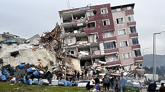 Апокалипис по Рихтер: Над 2300 души са вече жертвите на земетресението в Турция и Сирия, ранените - над 11 000 (Обзор)