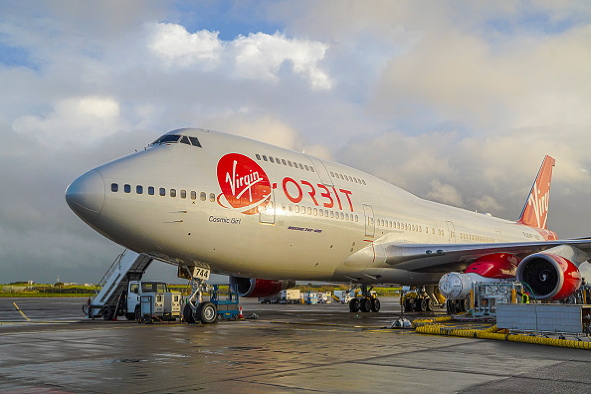 „Boeing“ се сбогува с легендарния си модел 747 след 50 г. производство