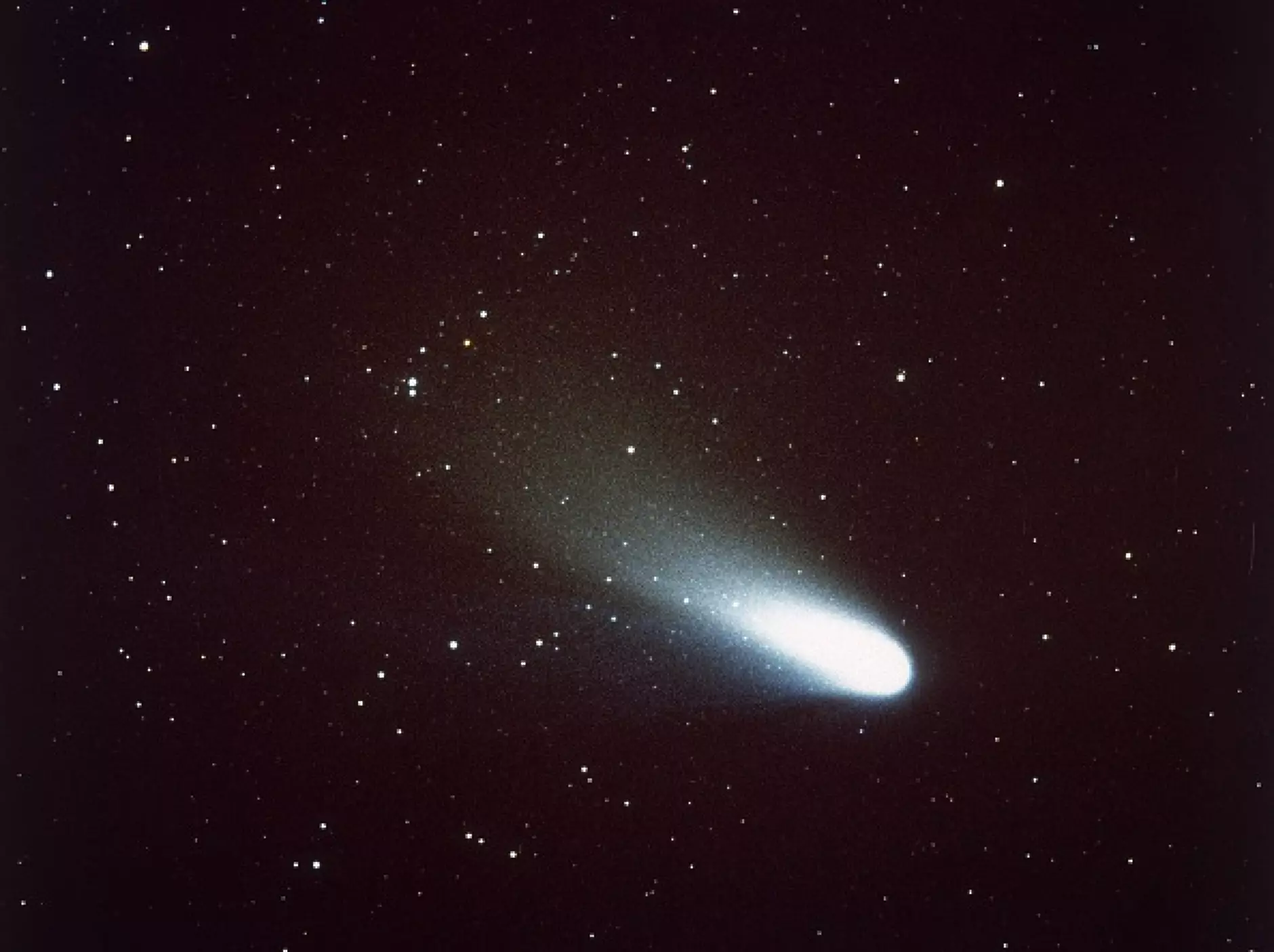 Комета, която се вижда веднъж на 50 000 години ще прелети край Земята