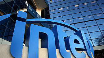 Intel орязва заплатите на фона на спад на пазара на персонални компютри