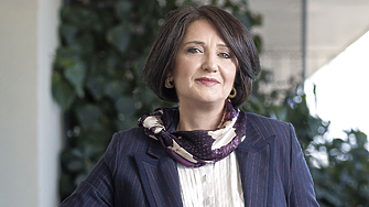 Юлияна Димова има висше образование по аграрно инженерство със специалност