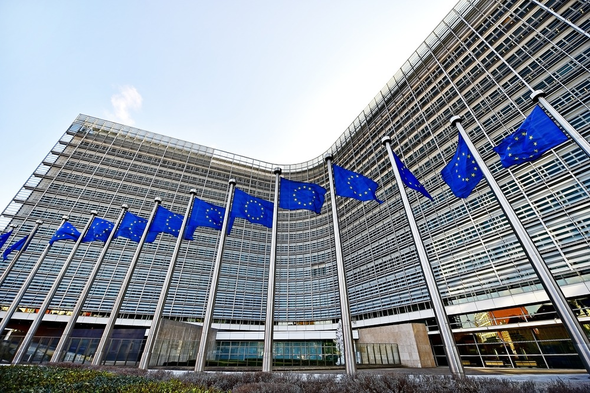 ЕС мобилизира значителни фондове за укрепване на външните си граници