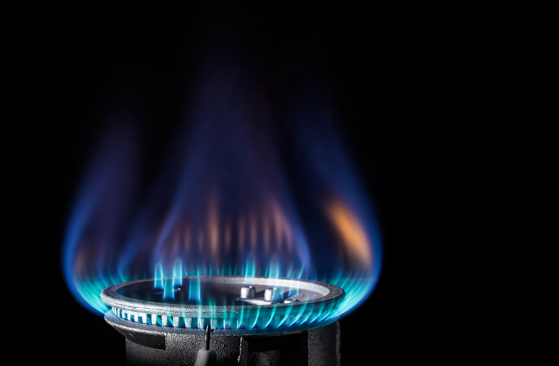 Цената на природния газ в Европа мина под прага от $50 за мегаватчас  