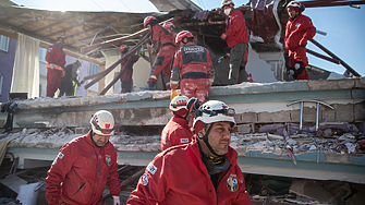 Жертвите от мощното земетресение от 7 8 по Рихтер разлюляло в