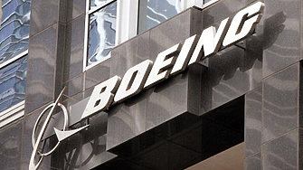 Boeing дава на изпълнителния си директор над 5 млн. долара, за да го задържи в компанията