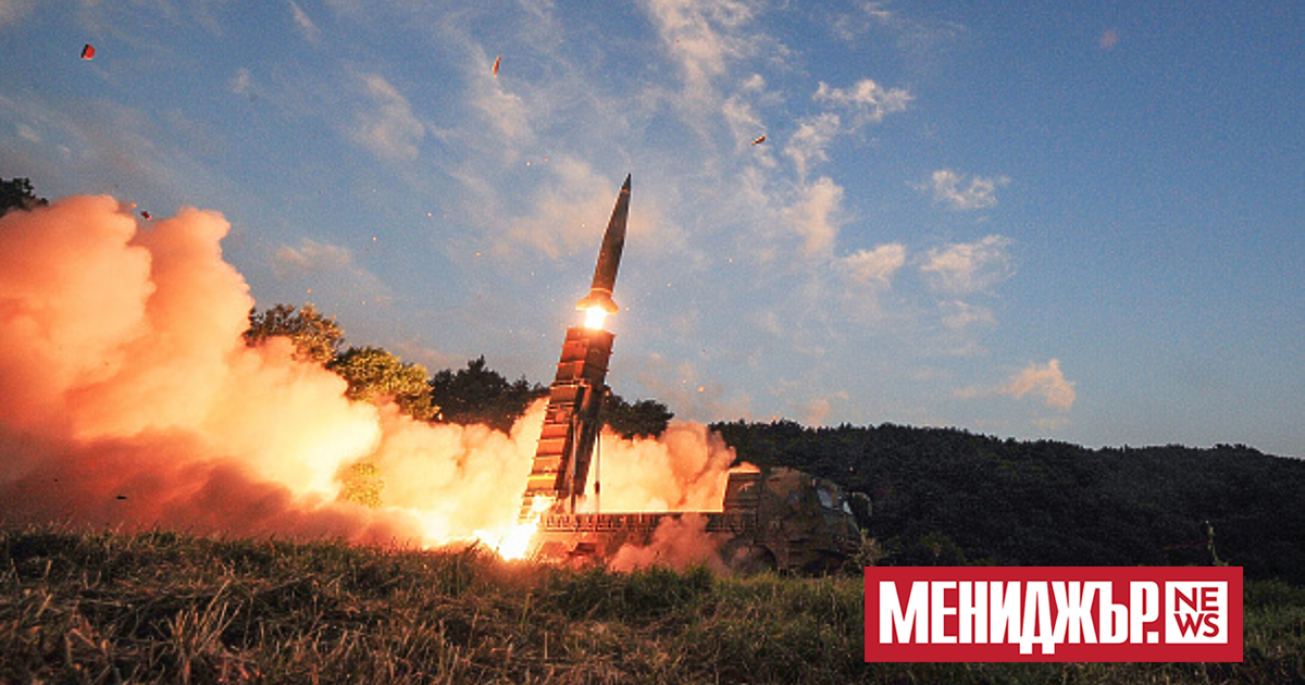 Северна Корея е изстреляла още две балистични ракети край източното