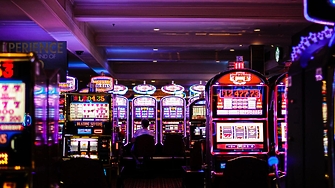 Слот машините са сред най разпространените и популярни видове казино игри