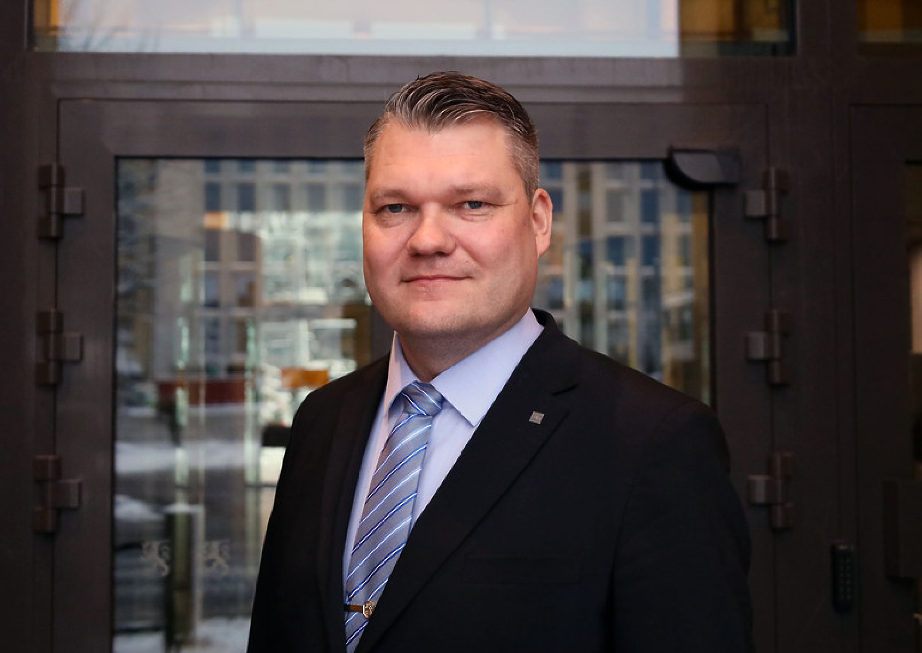 Финландският министър на отбраната: Присъединяването ни към НАТО трябва да е заедно с Швеция